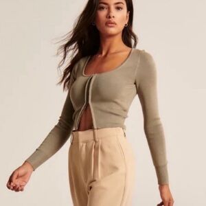 Abercrombie‎ & Fitch Corset Clasp Slim Cardigan . Like new